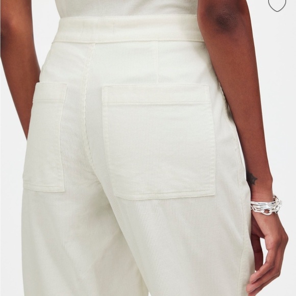 Madewell The Emmett Wide-Leg Pant in Corduroy: Welt Pocket Edition winter white - Picture 5 of 6